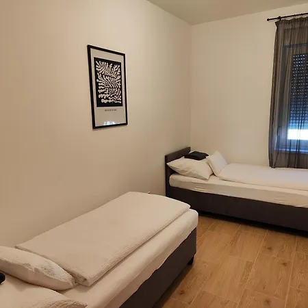 公寓 Szecu Apartmanhaz 保克什