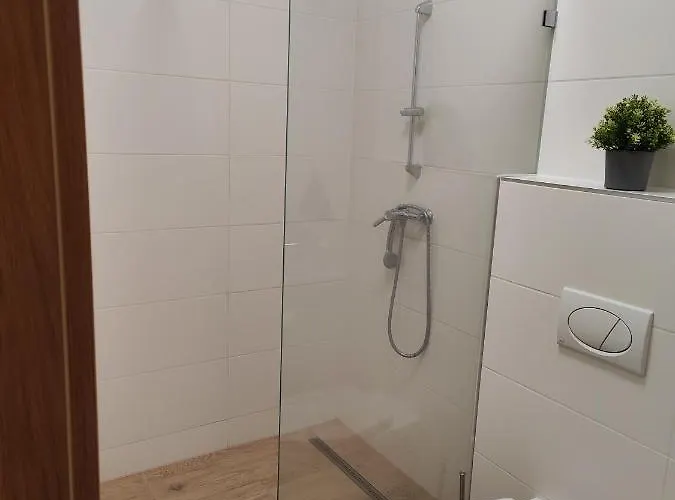 Szecu Apartmanhaz Apartament